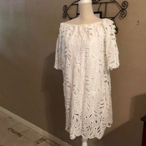 Off the shoulder white eyelet dress 3X maybe a wedding dress